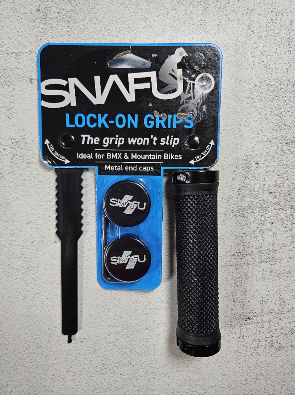 SNAFU Lock-On Grips Metal End Caps for BMX & Mountain Bikes, New Missing 1 Grip